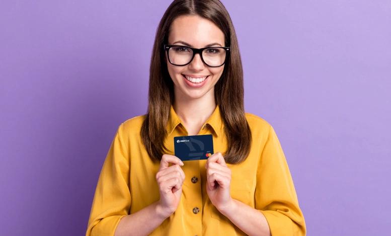 woman holding DeepBlue card